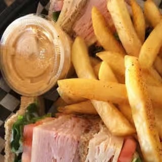 Deluxe Club Sandwich